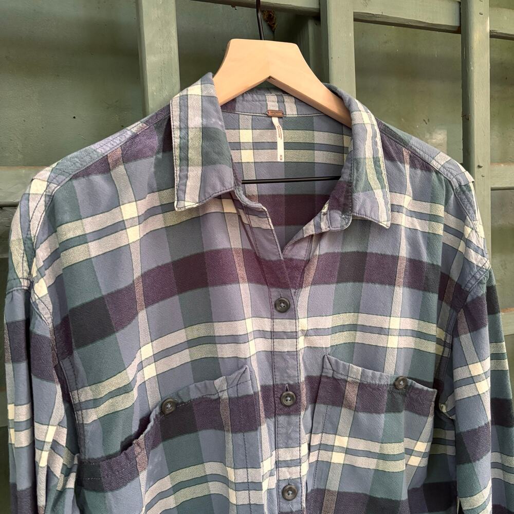 Free People Raw Hem Plaid Button Down Shirt – Oversized Distressed Boho size M